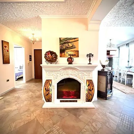 Penthouse City Center - 3 Min From Main Square Apartment Tirana